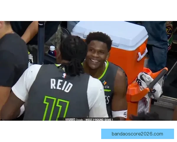 森林狼迎来一喜一忧 爱德华兹即将复出 麦丹确诊髌腱炎及骨挫伤